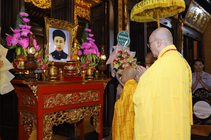 tam-minh-le-dinh-tham_to dinh tuong van.png